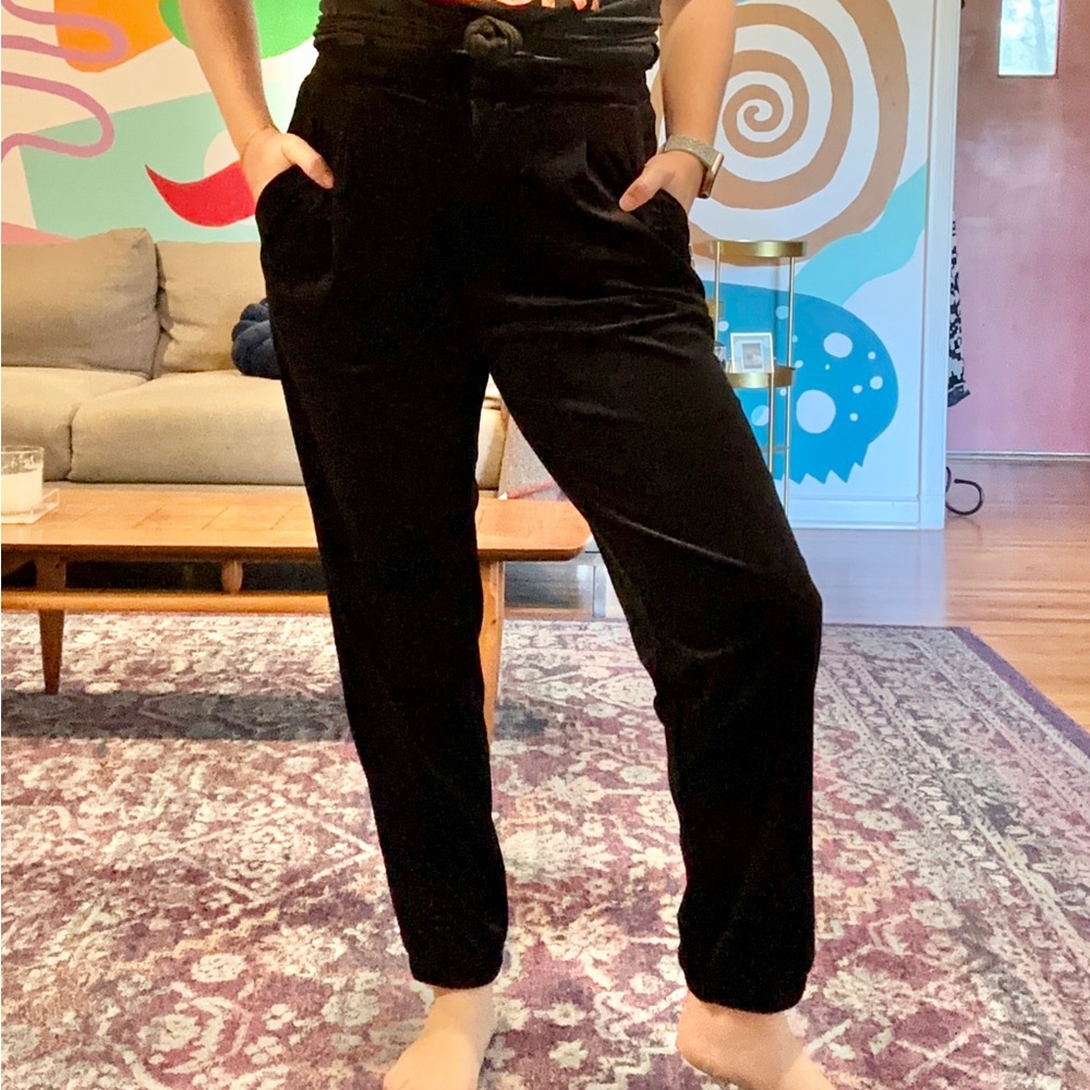 Gap Black Velvet Joggers. Size 6, Like New.